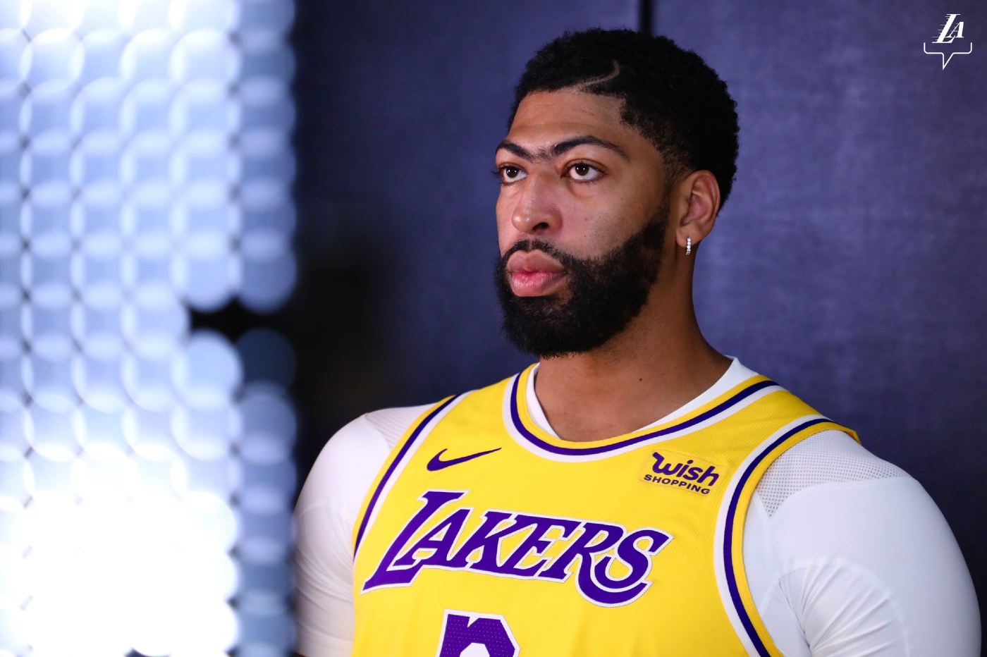 Why the Los Angeles Lakers Envision Anthony Davis as a Stretch Five Center