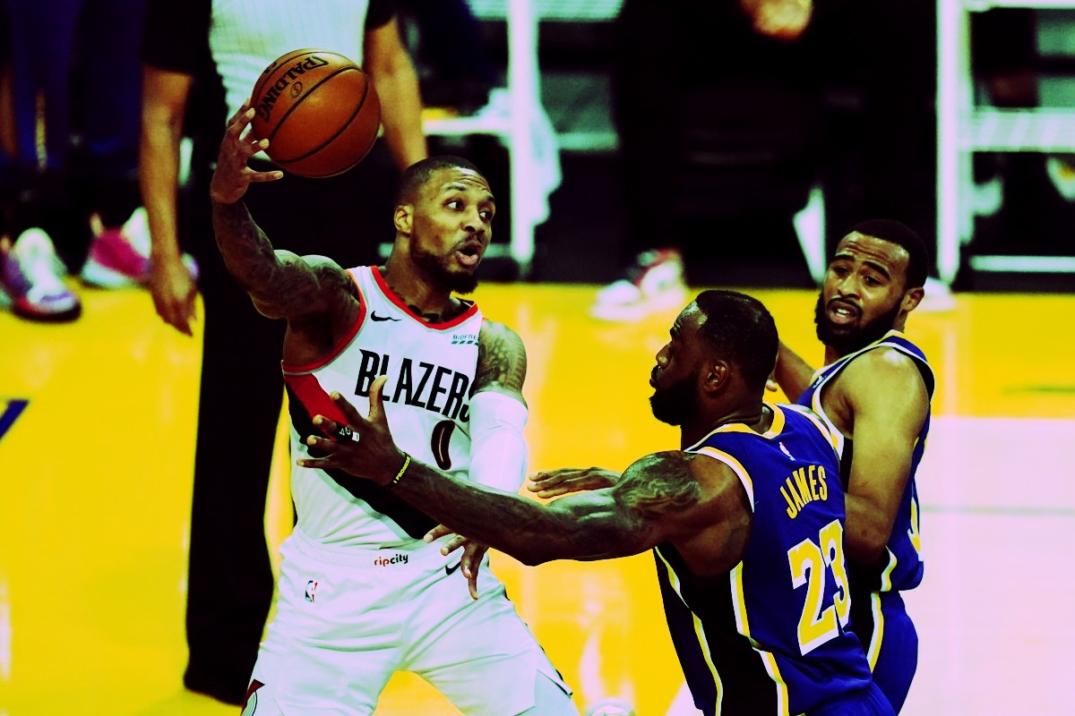 Lakers’ Championship Team Defense Blitzes Lillard and Shuts Down Blazers