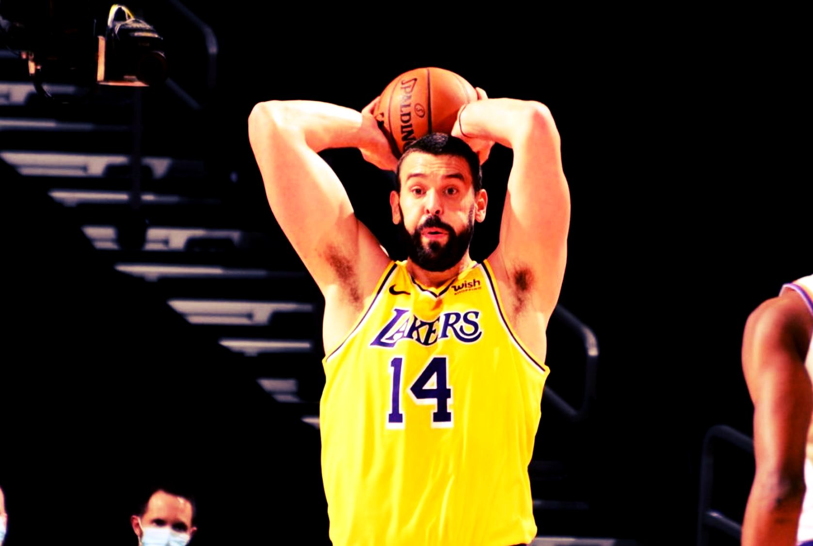 Should the Lakers Consider Switching to Marc Gasol for Next 5 Big Games?