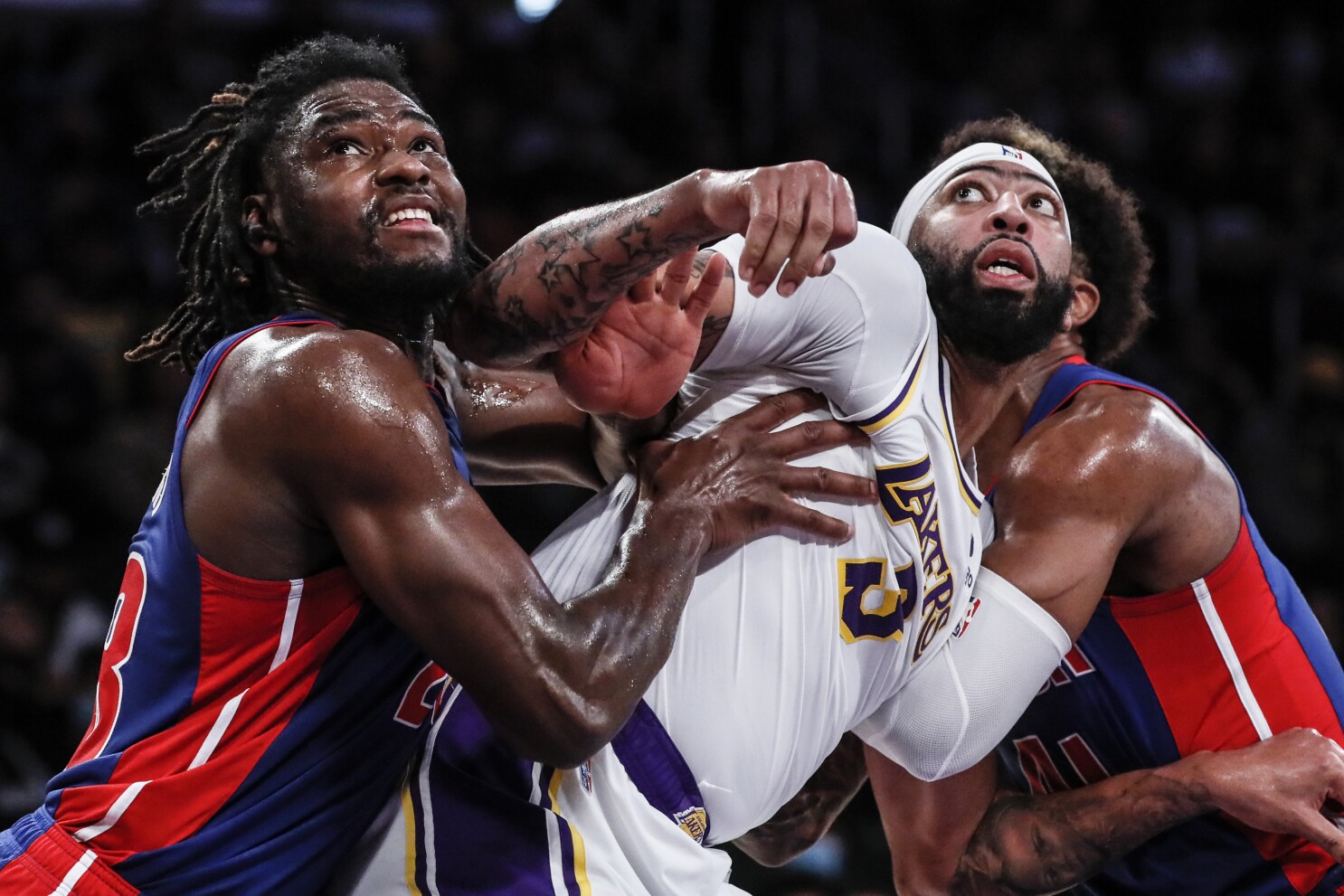 5 Things: Lakers eke out win against Pistons