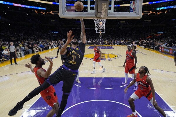 5 Things: Lakers Hold Off Raptors