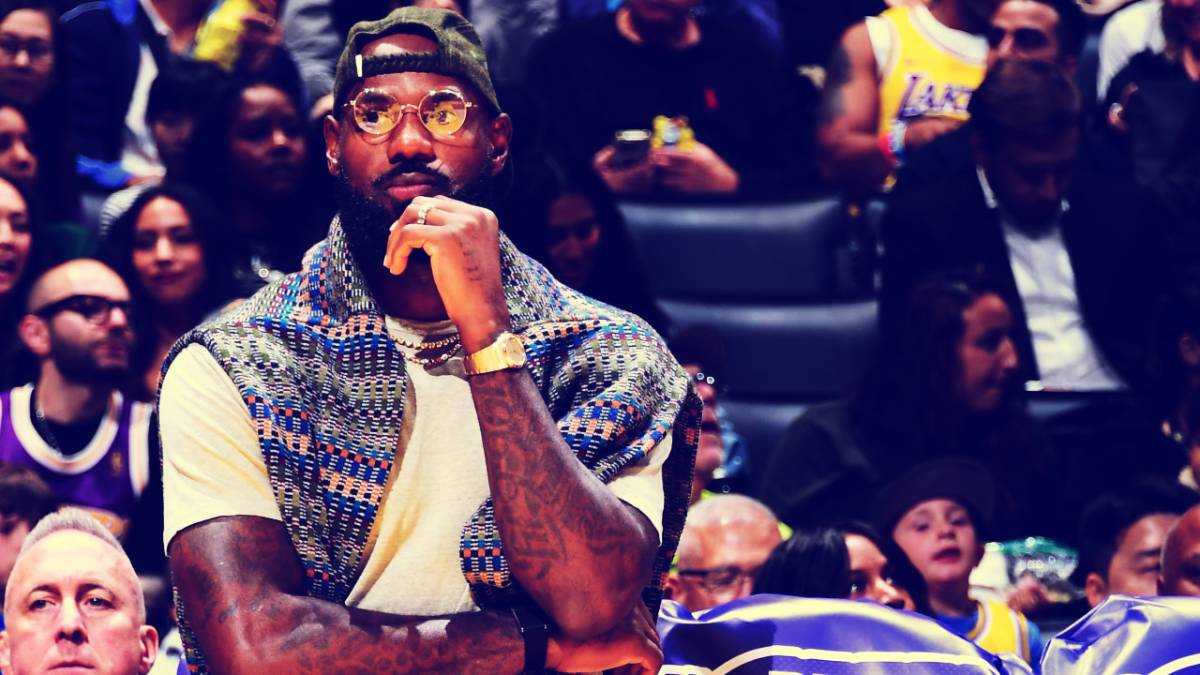 What Could Lakers Do With $87 Million Cap Space This Summer?